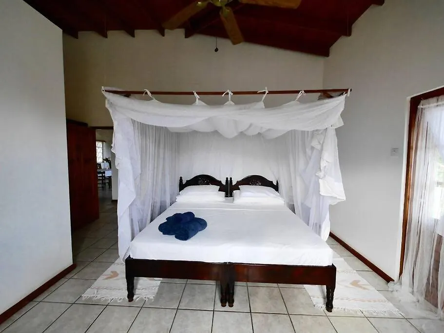 Villa Colibri Mon Repos