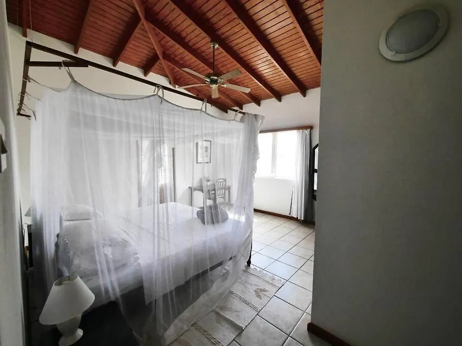 Villa Colibri Mon Repos